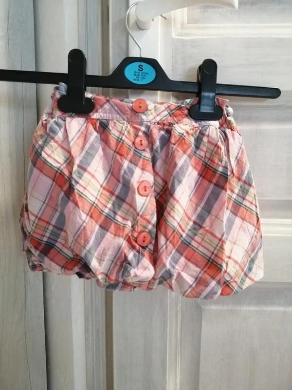 Jupe bébé tape à l' oeil